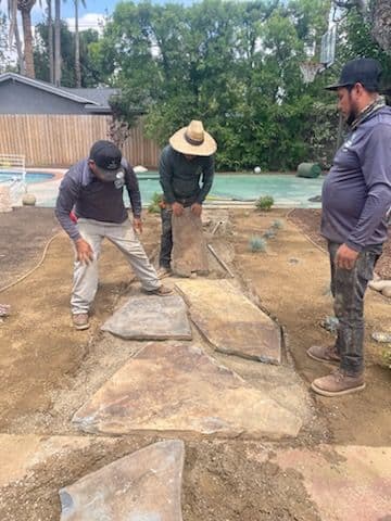 Gallery photos for Backyard Makeover with Flagstones in West Hills: Image #3